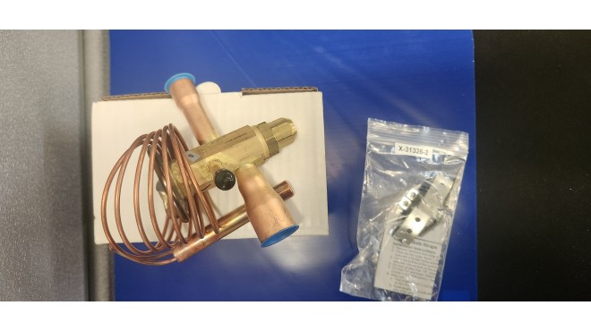 HFES 10 SC Thermal Expansion Valve (TXV), 10 Ton — PCN 063212 (R404A/R507/R502/R402A) | Ice Rink Chillers HFES 10 SC Thermal Expansion Valve (TXV), 10 Ton — PCN 063212 (R404A/R507/R502/R402A) | Ice Rink Chillers